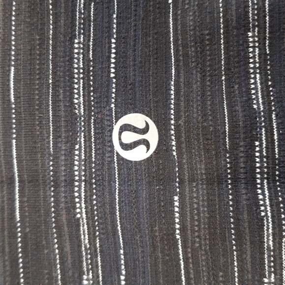 Like New Lululemon Tights - Picture 2 of 4